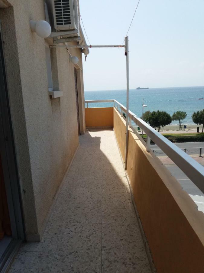 Mediterranean Breeze Apartment ลิมาซอล ภายนอก รูปภาพ