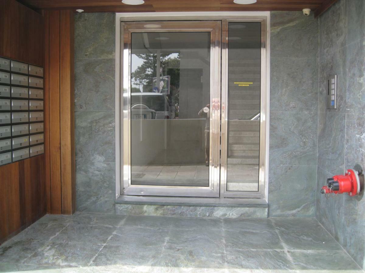 Mediterranean Breeze Apartment ลิมาซอล ภายนอก รูปภาพ